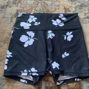 Fabletics High-Waisted Powerhold Short